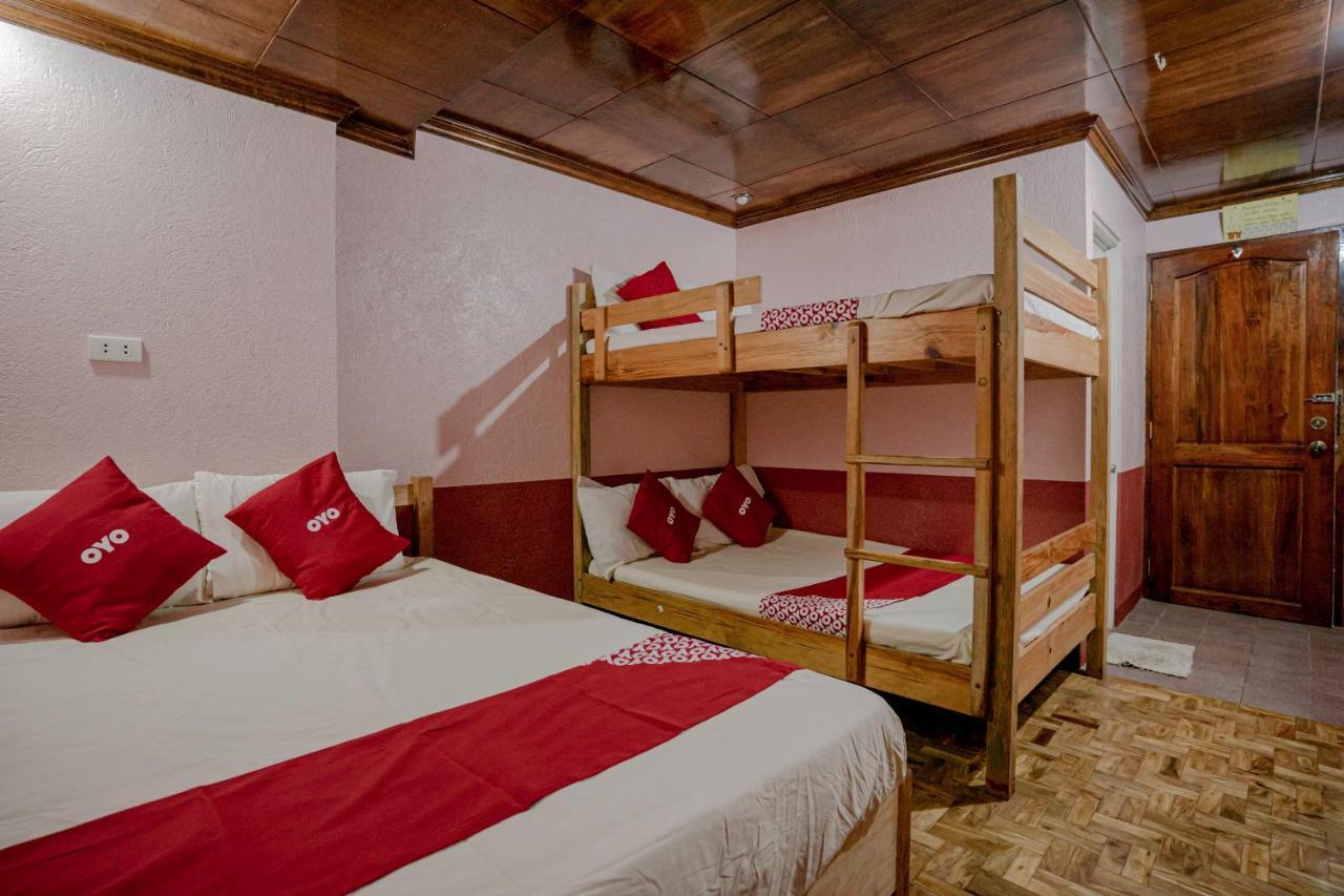Oyo 760 Tiptop Vacation Homes Baguio City Esterno foto