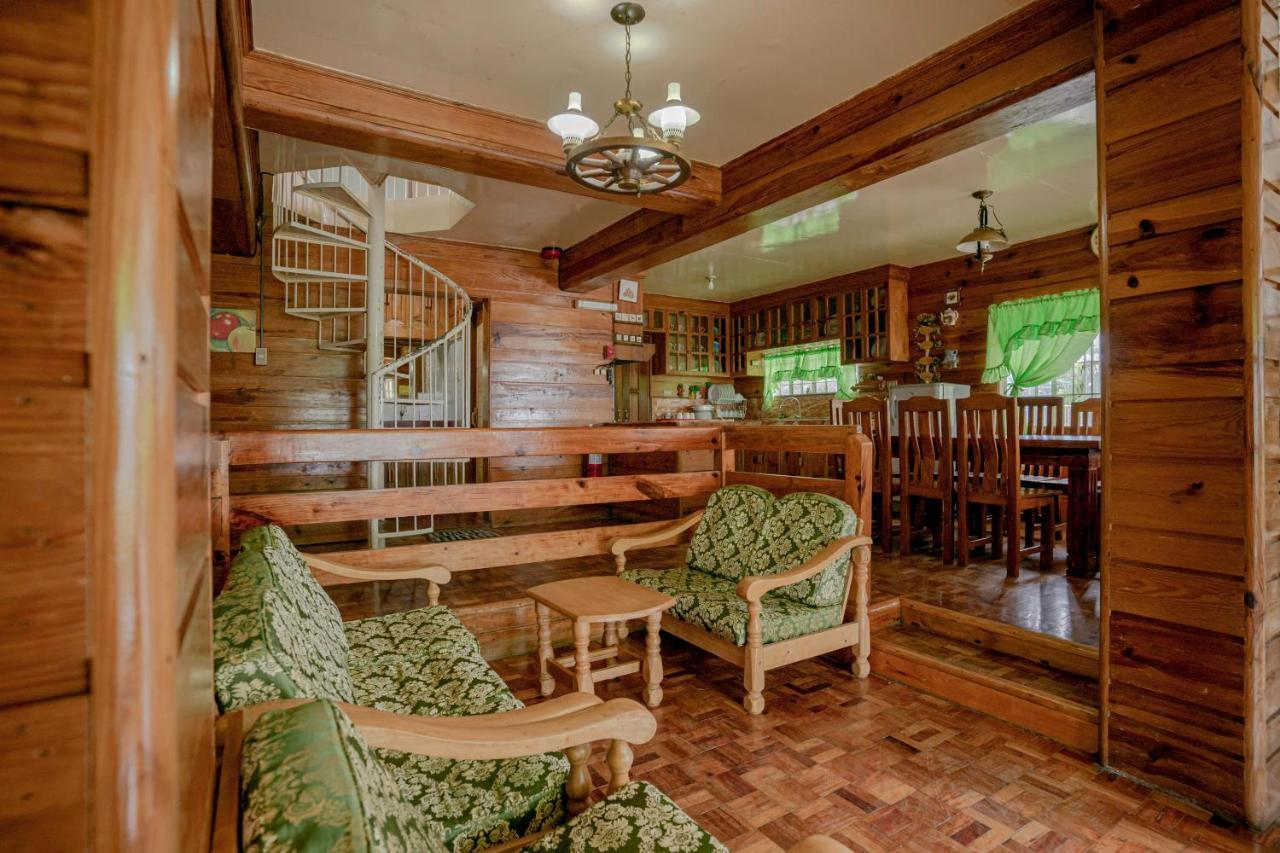 Oyo 760 Tiptop Vacation Homes Baguio City Esterno foto