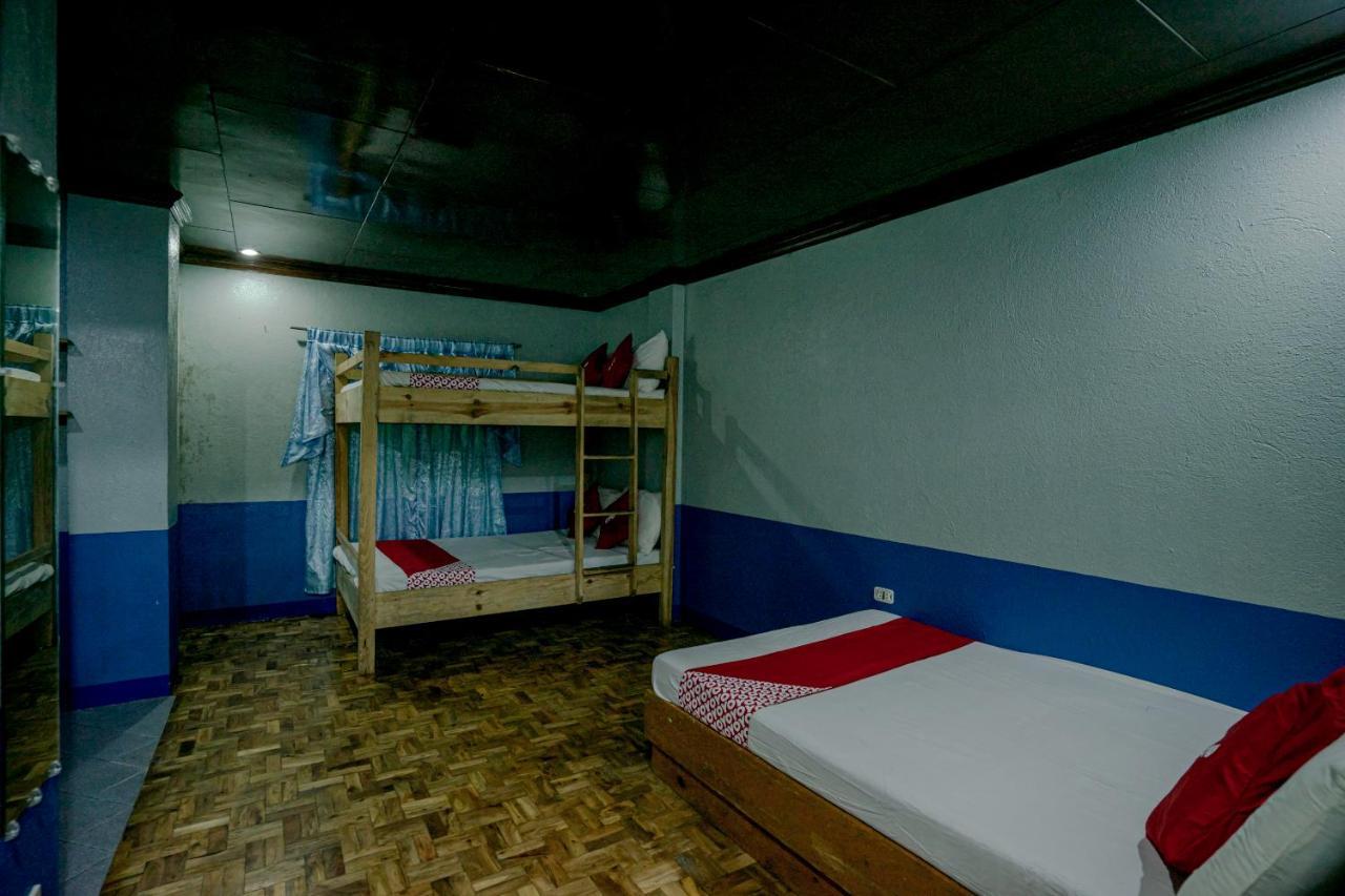 Oyo 760 Tiptop Vacation Homes Baguio City Esterno foto