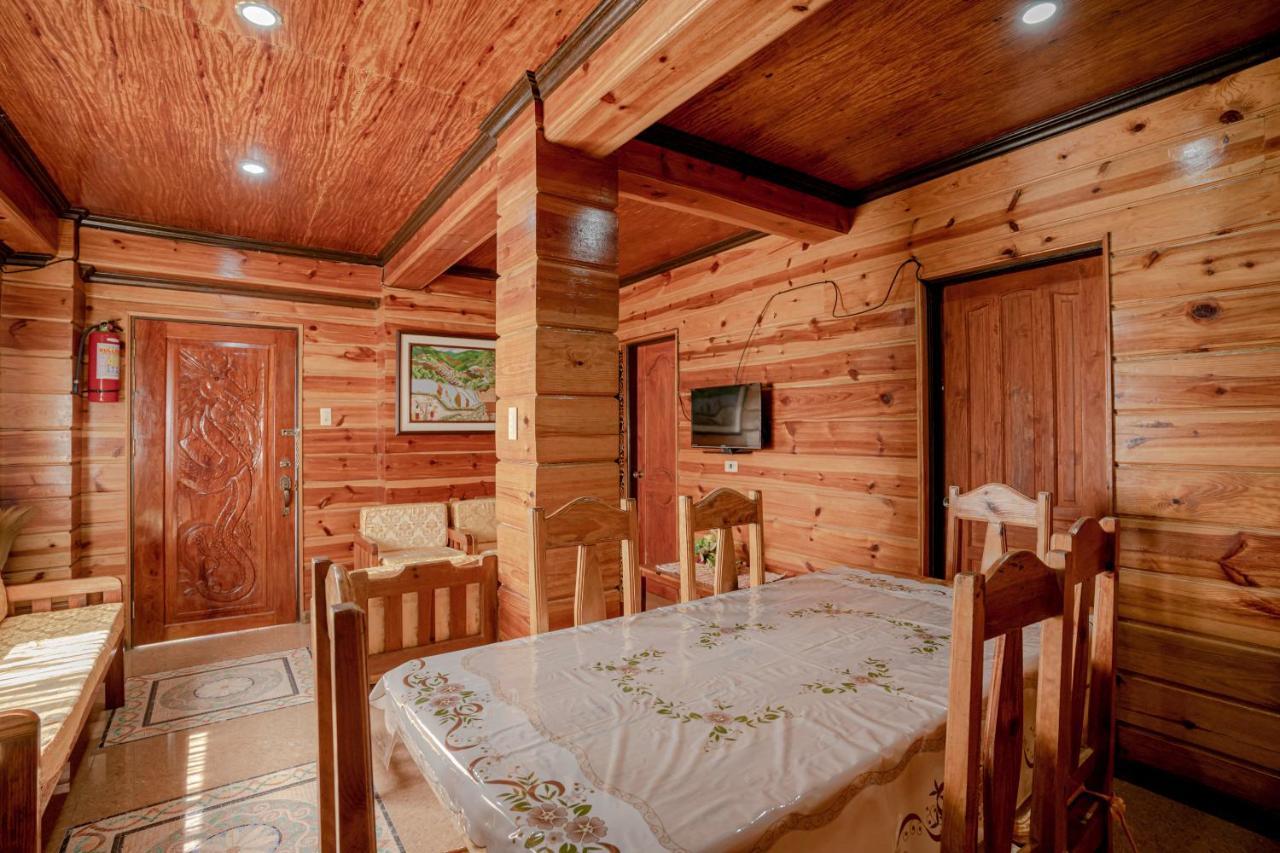 Oyo 760 Tiptop Vacation Homes Baguio City Esterno foto