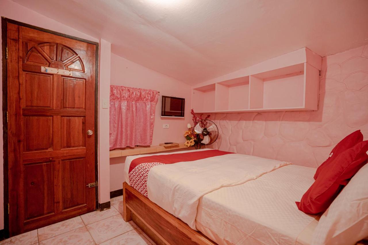 Oyo 760 Tiptop Vacation Homes Baguio City Esterno foto