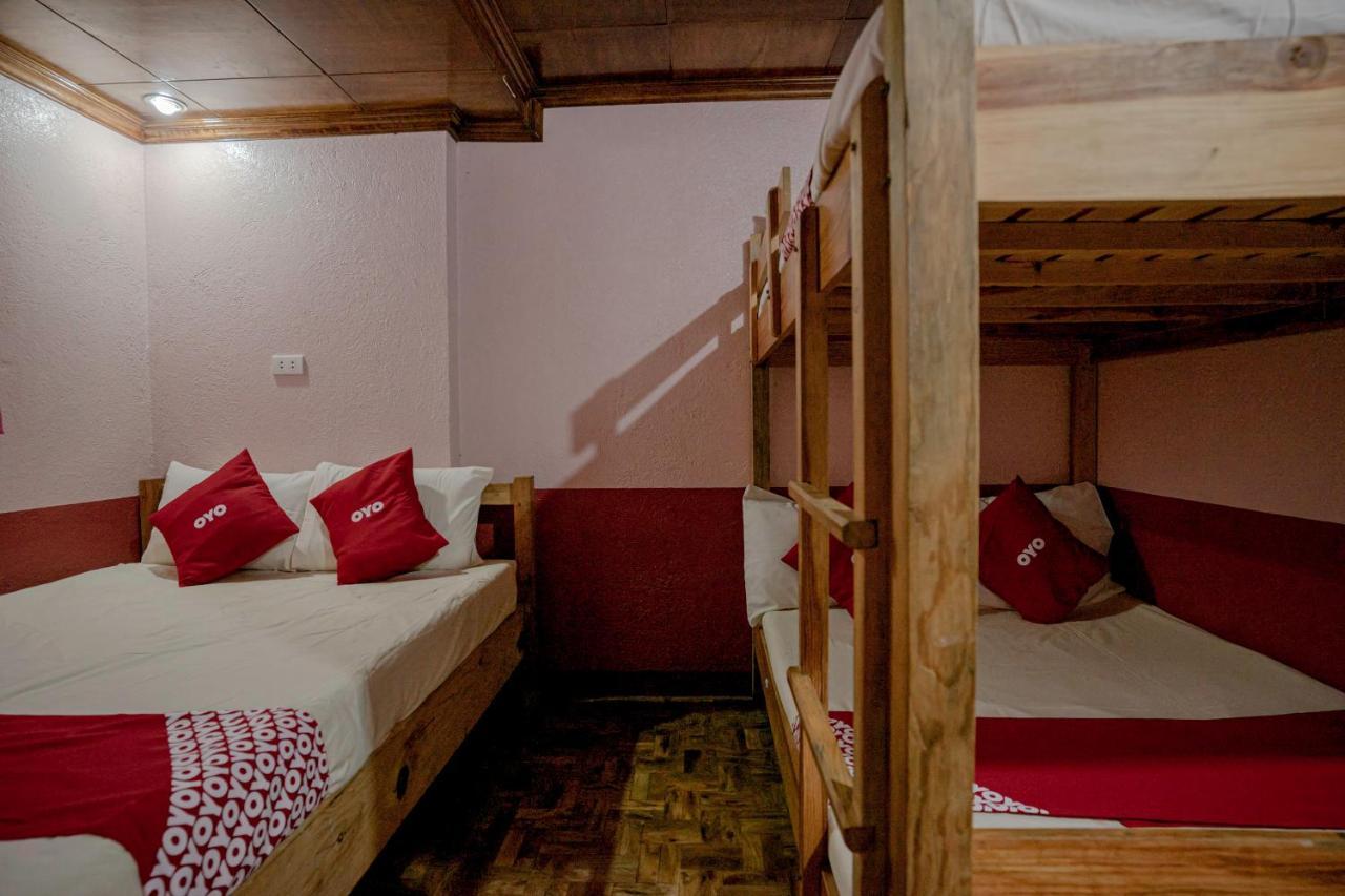 Oyo 760 Tiptop Vacation Homes Baguio City Esterno foto