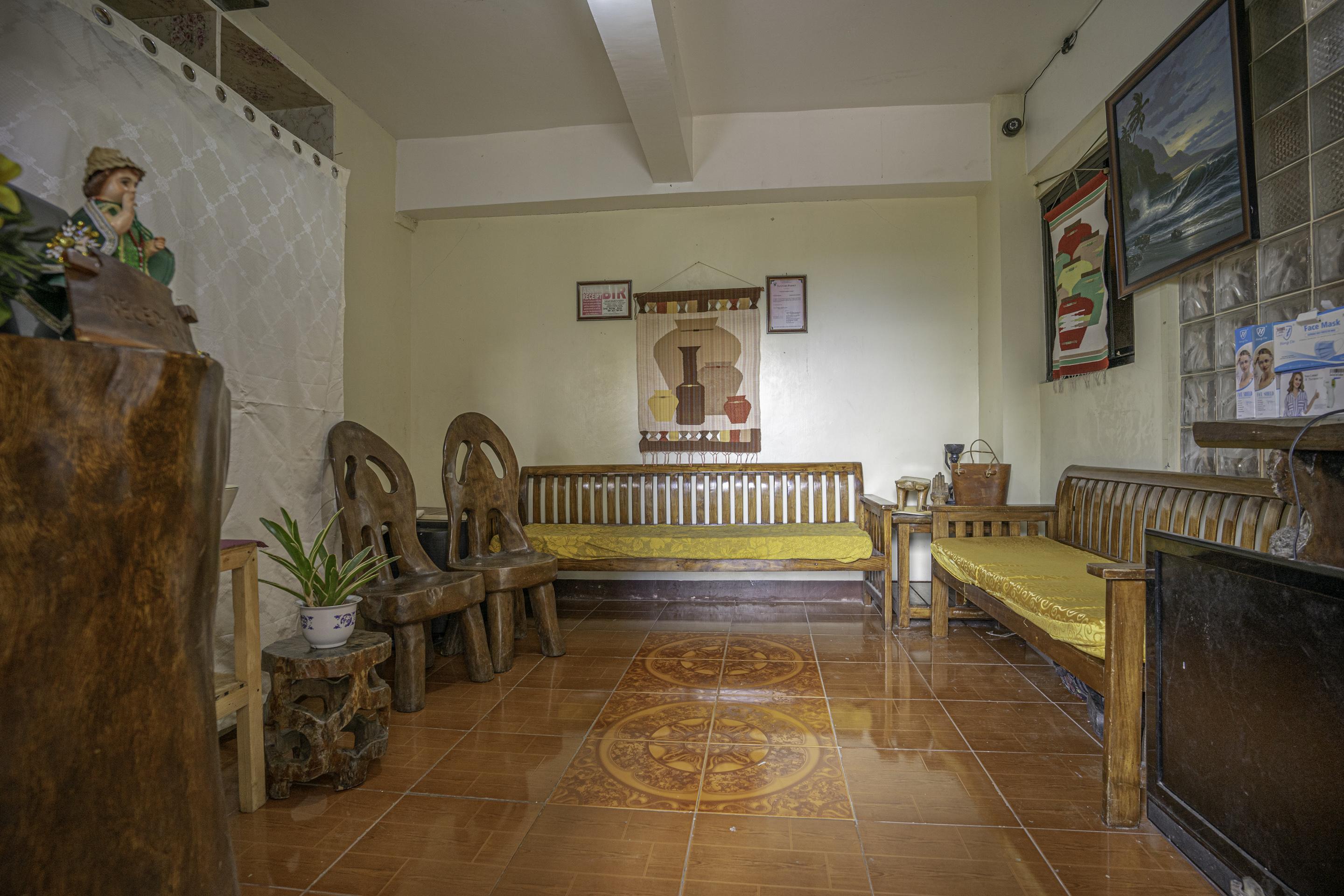 Oyo 760 Tiptop Vacation Homes Baguio City Esterno foto